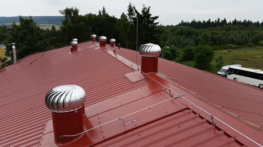 Rekonstrukce ploché střechy na šikmou