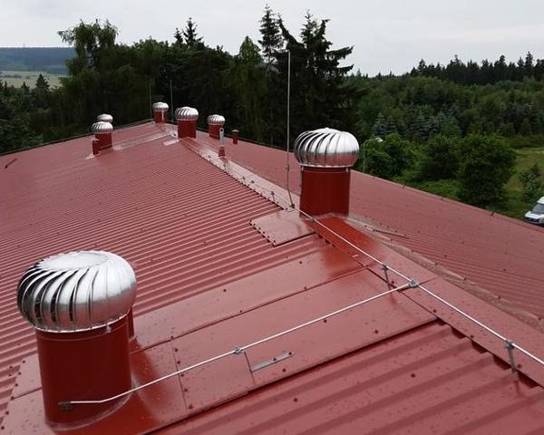 Rekonstrukce ploché střechy na šikmou