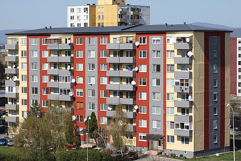 Rekonstrukce rovné střechy na šikmou