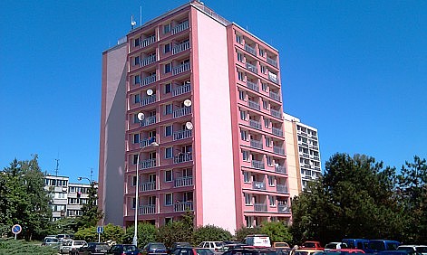 Revitalizace panelového domu